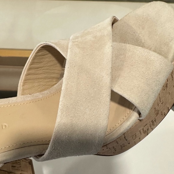 🌹VERONICA BEARD🌹 Lucille Cork Suede Platform Sandals Size: 9M - Picture 12 of 16